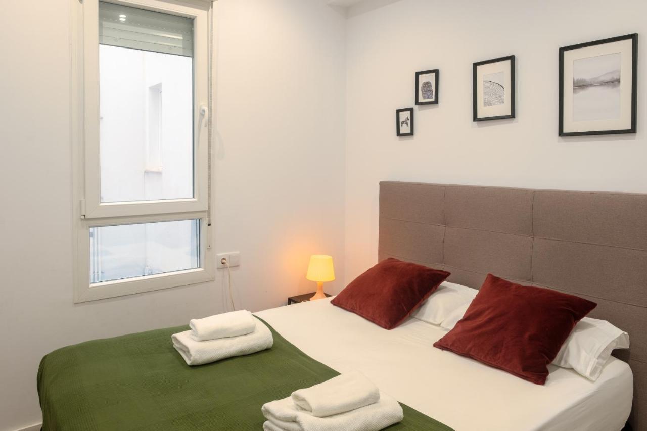 Clean & Very Comfortable Apartment Valencia Exterior photo