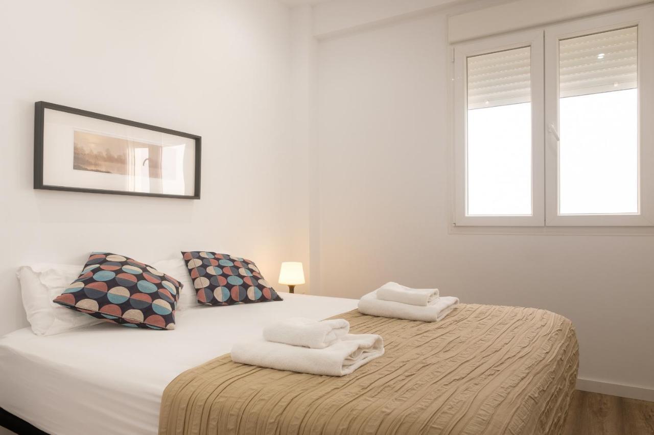 Clean & Very Comfortable Apartment Valencia Exterior photo